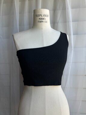 one strap ribbed crop top